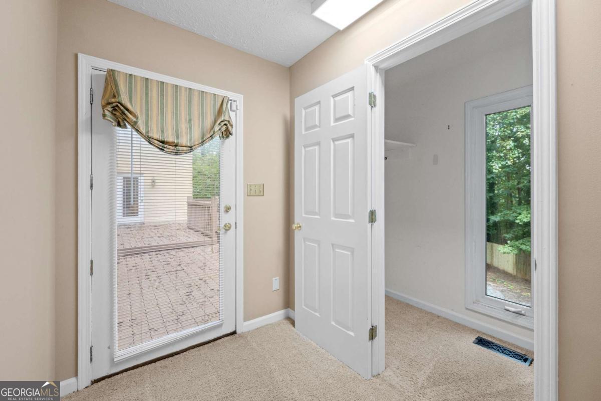 4321 King Springs RD SE