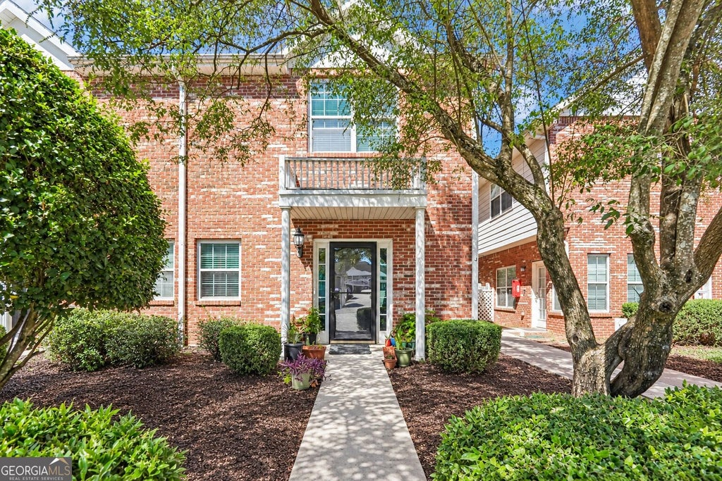 Photo of 74 Intown Place, Fayetteville, GA 30214 (MLS # 10855038)