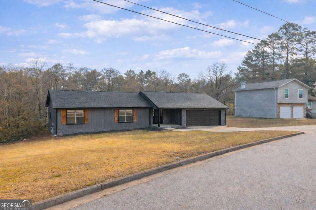 Photo of 1786 Dunbarton Drive, Lithonia, GA 30058 (MLS # 10682257)