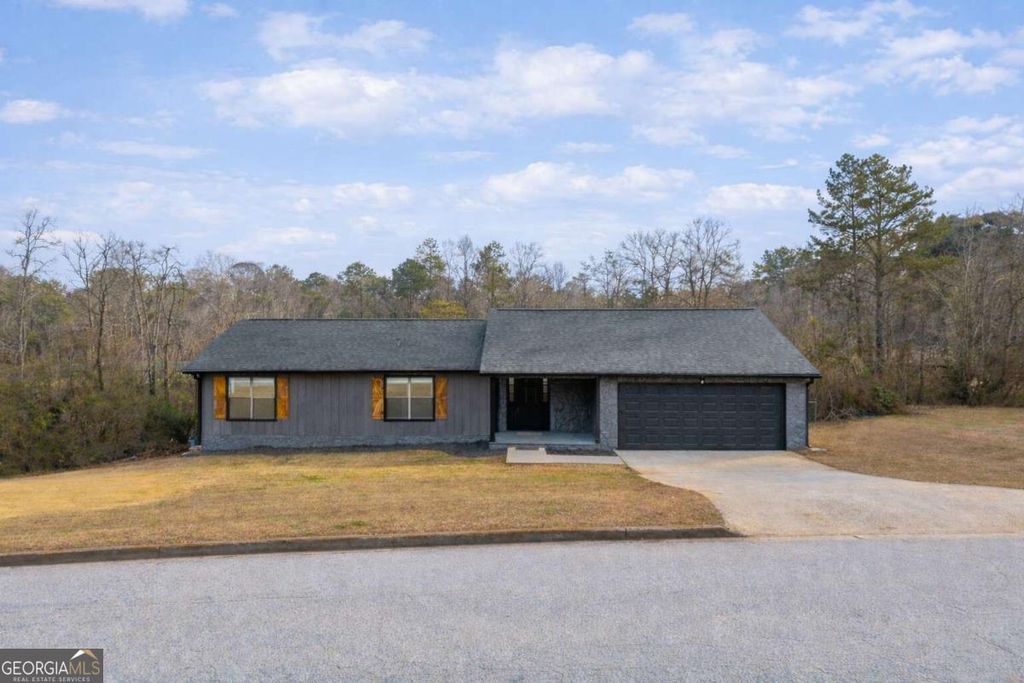 Photo of 1786 Dunbarton Drive, Lithonia, GA 30058 (MLS # 10682257)