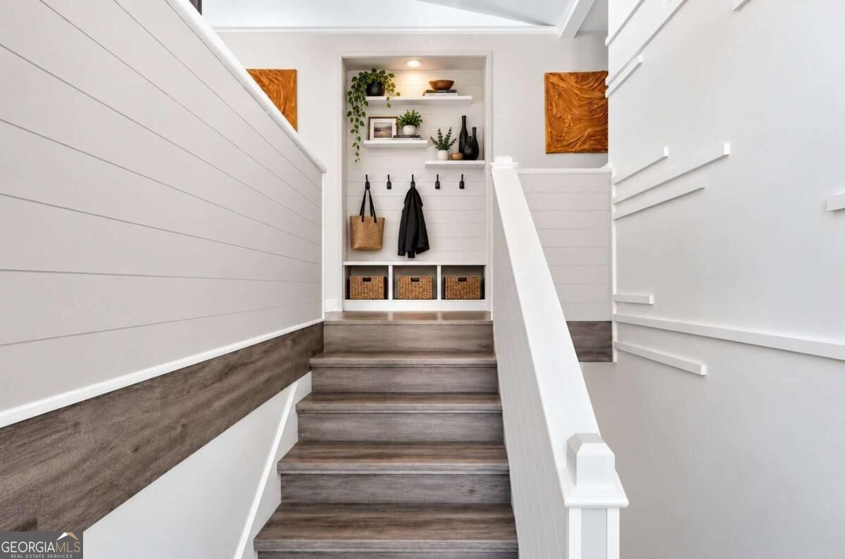 5905 Wellborn TRL
