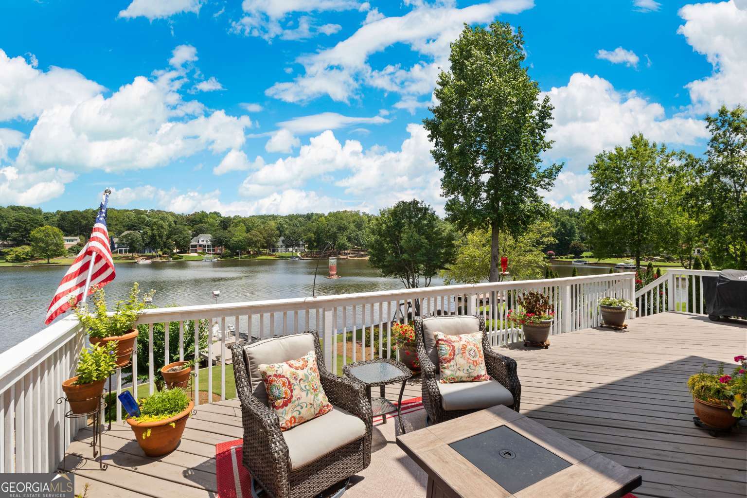 65 Peninsula CIR