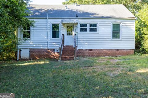 A home in Thomaston