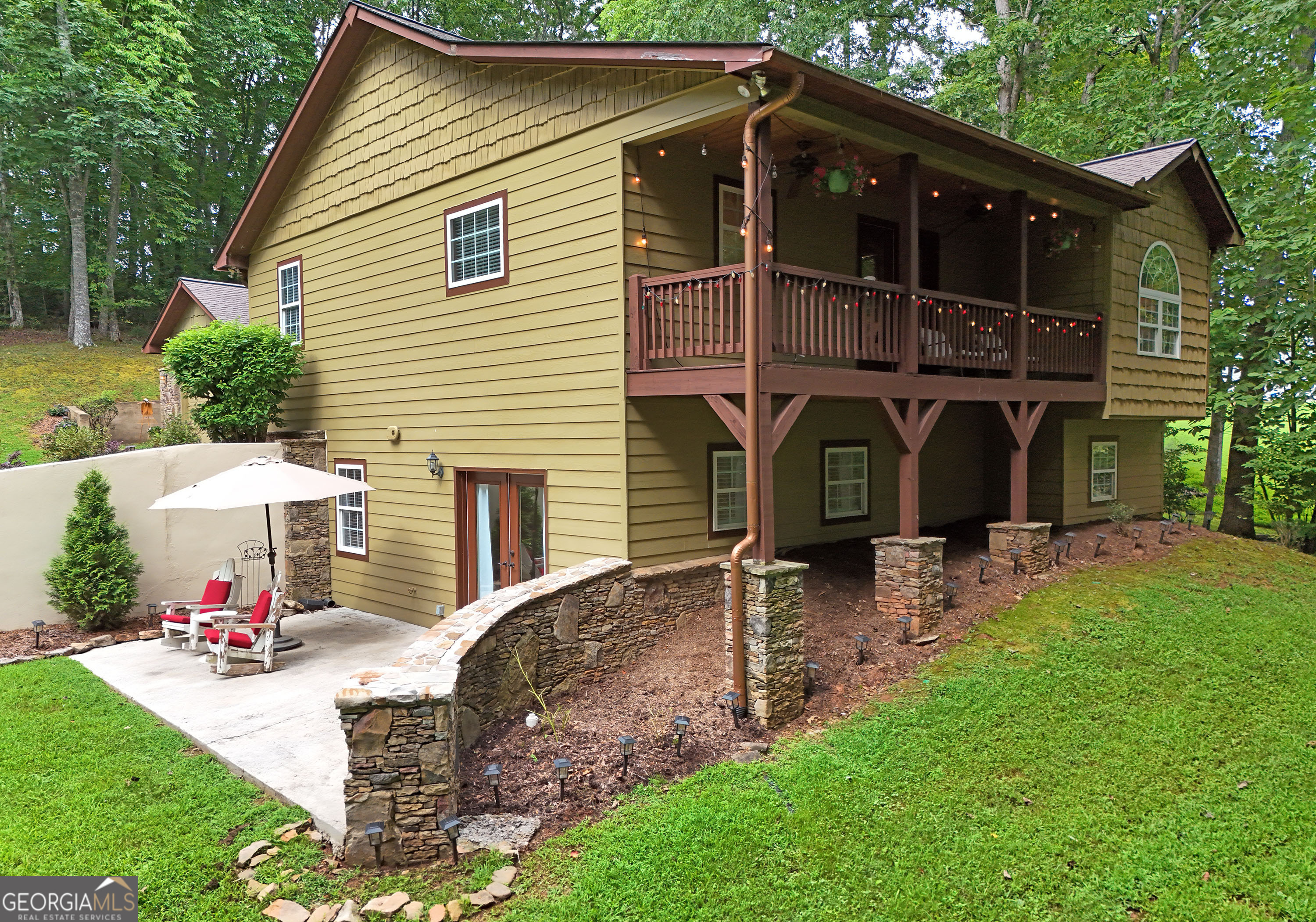 1512 Smithfield LN
