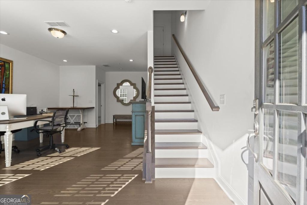 Photo of 6653 Prelude Drive, Atlanta, GA 30328 (MLS # 10681569)