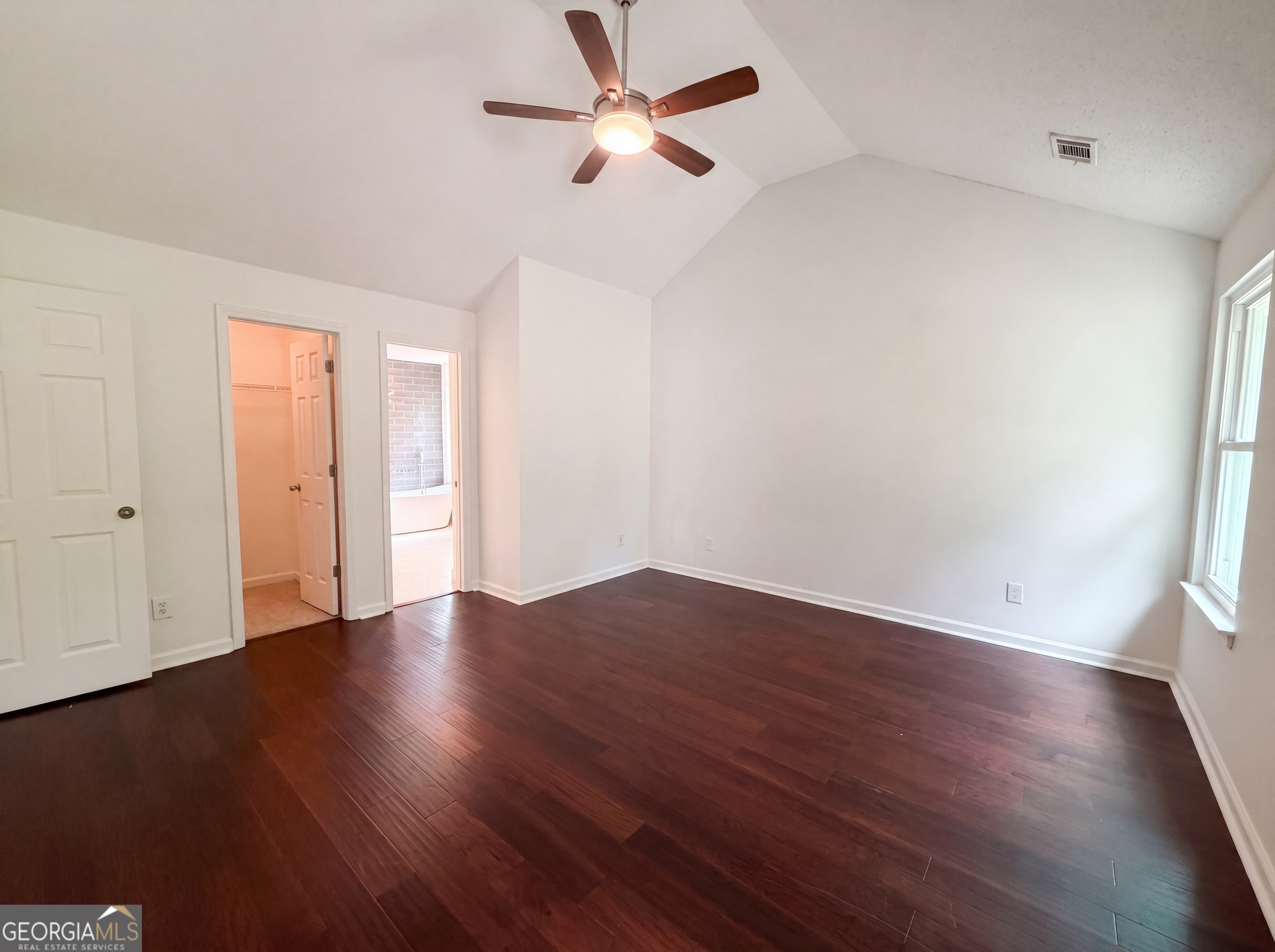 345 Espana ST