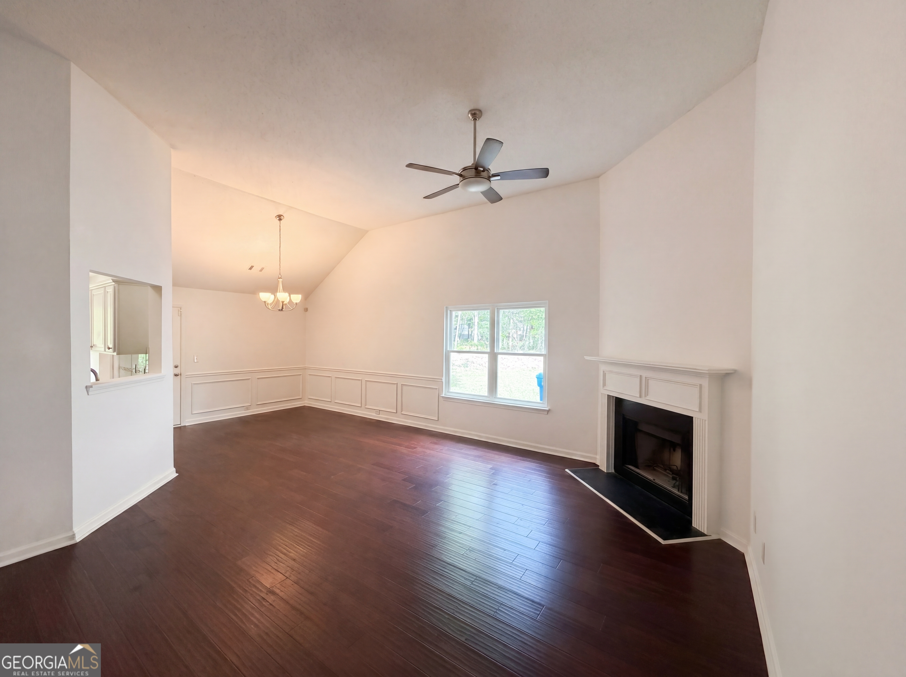 345 Espana ST