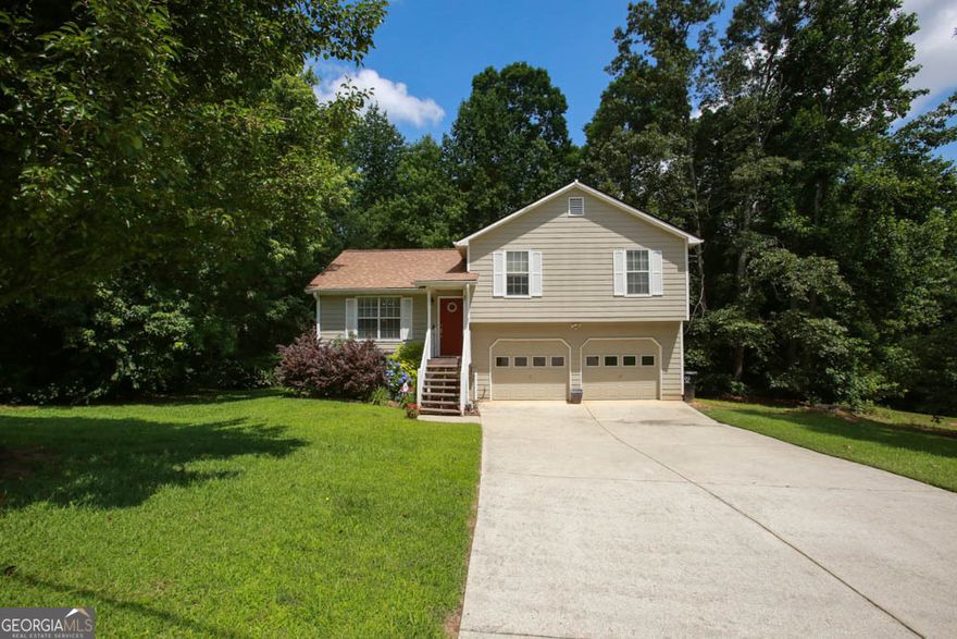 Welcome home to this charming 3-bed, 2-bath retreat in the quiet Bridle Creek community! Featuring an eat-in kitchen, and a spacious layout, this home is move-in ready with room to add your personal touch over time. Major updates include a 3-year-old roof, HVAC, and water heater. The large, level backyard is ideal for pets, play, or outdoor projects. With no HOA, a peaceful neighborhood setting, and a Ring doorbell included, 177 Rustin Drive is a great opportunity for first-time buyers seeking comfort, value, and a place to make their own.