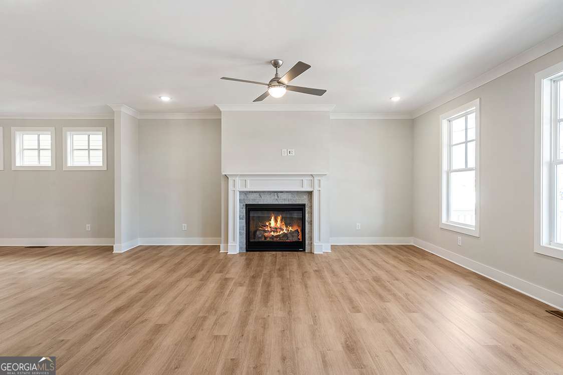 148 Palm ST
