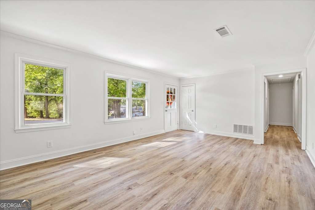 Photo of 1348 Ridgewood Drive SW, Lilburn, GA 30047 (MLS # 10637431)