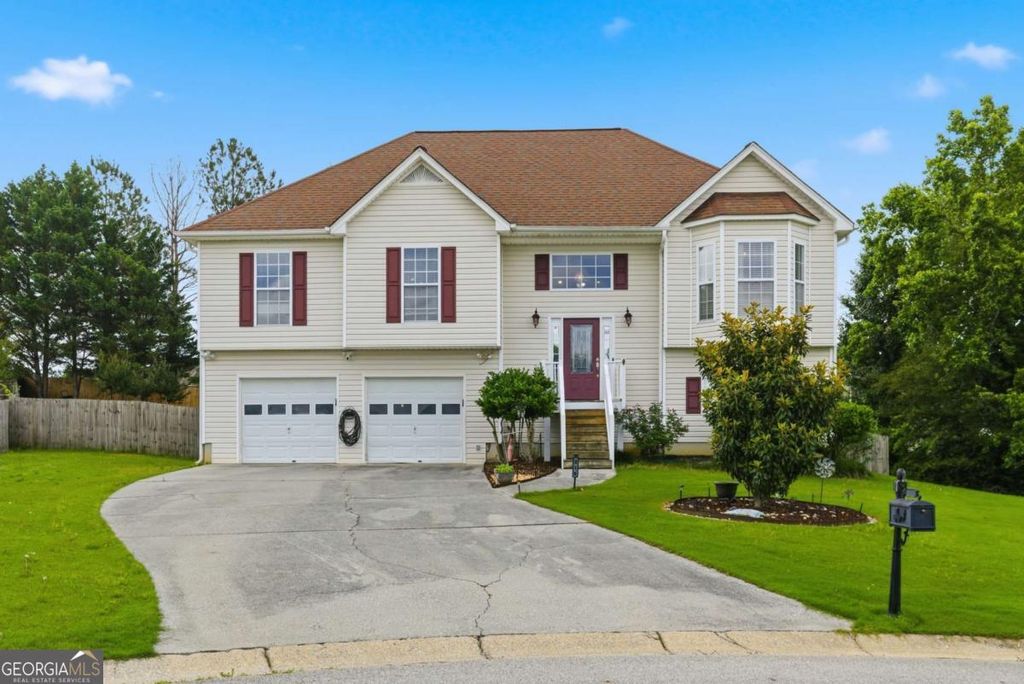 Photo of 216 Stallion Run, Dallas, GA 30132 (MLS # 10776339)