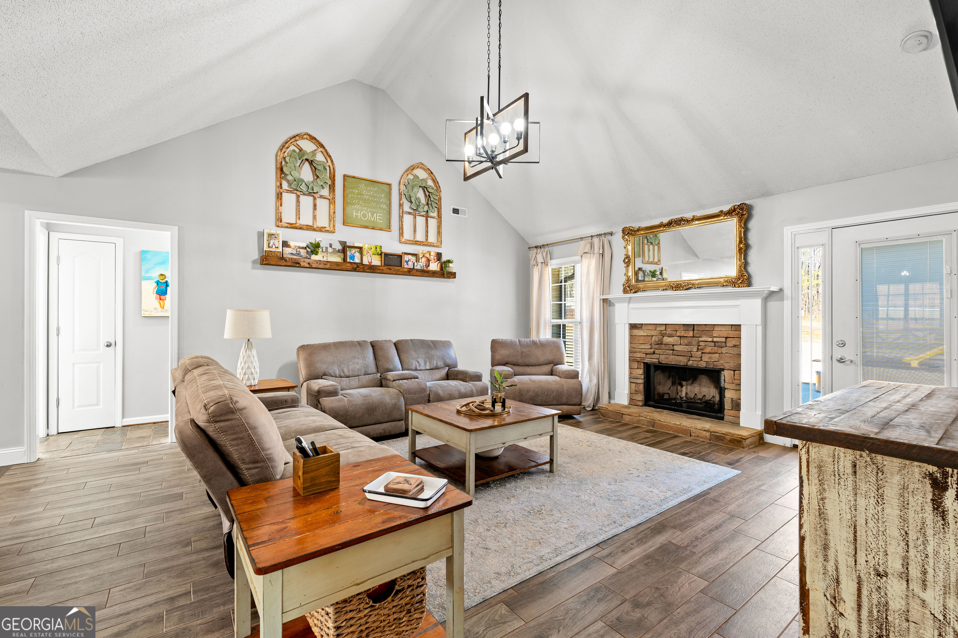 187 Hunter Welch PKWY