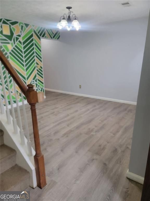 3185 Kings Glen TRL