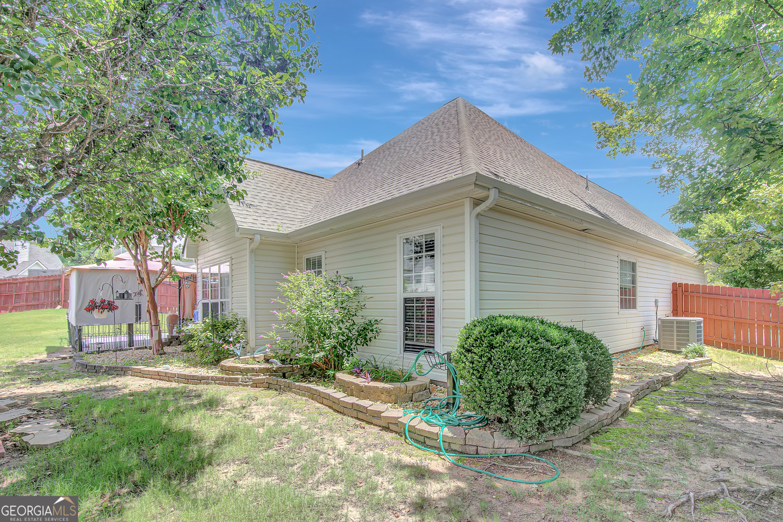 505 Hollen CT