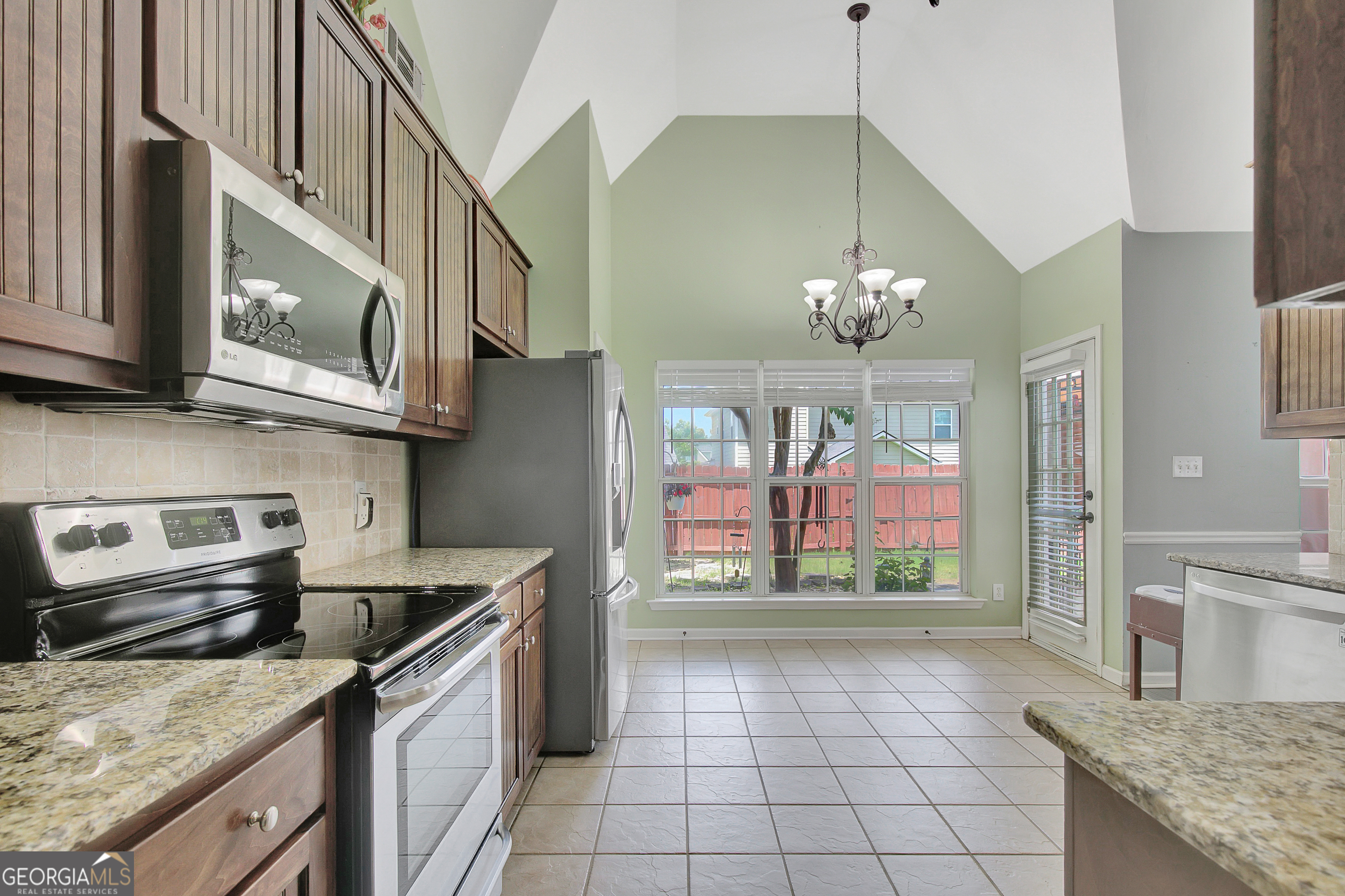 Peachtree City, Georgia 30269, United States, 4 Bedrooms Bedrooms, ,2 BathroomsBathrooms,Residential,Active,165475