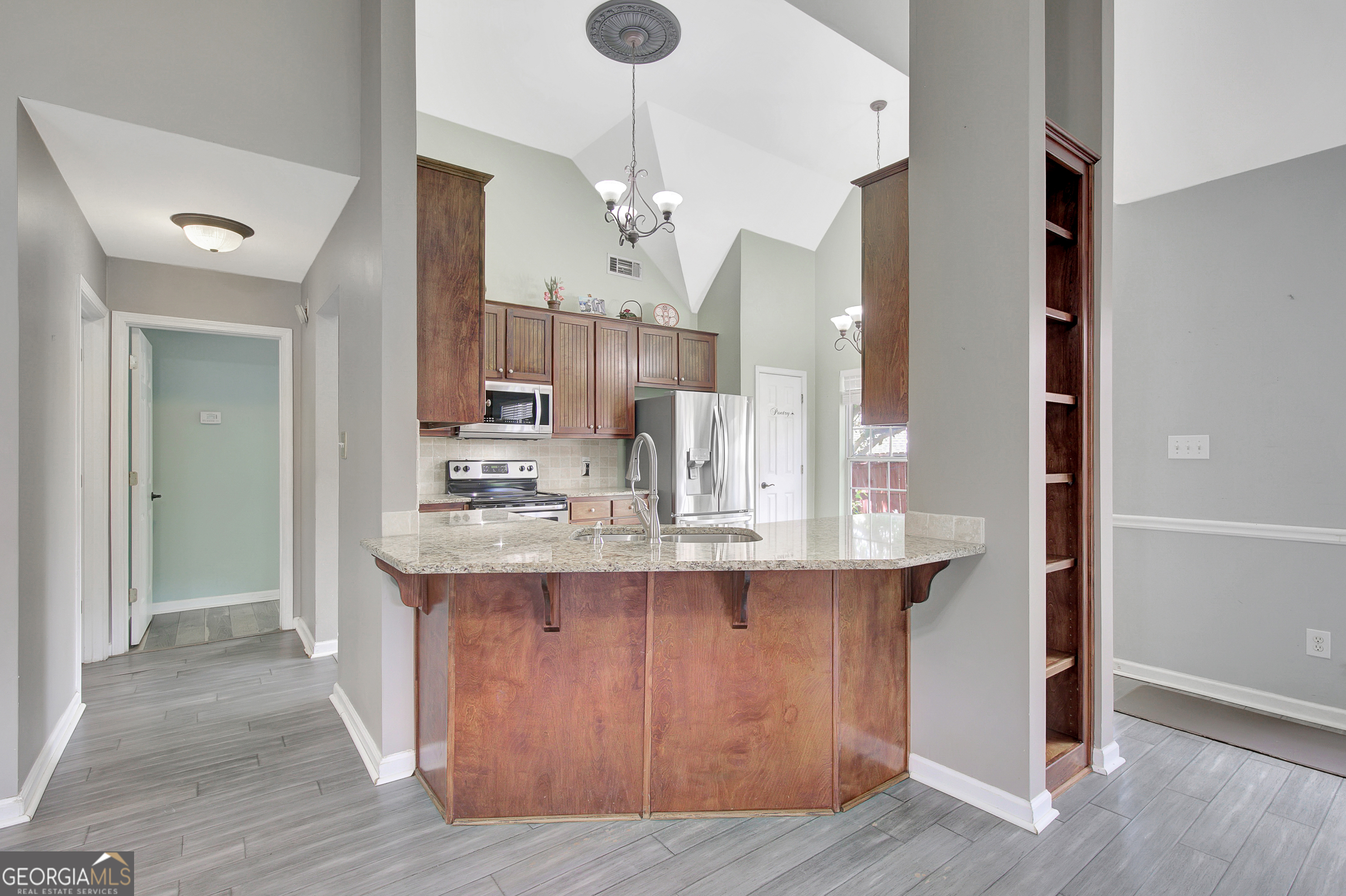 Peachtree City, Georgia 30269, United States, 4 Bedrooms Bedrooms, ,2 BathroomsBathrooms,Residential,Active,165475