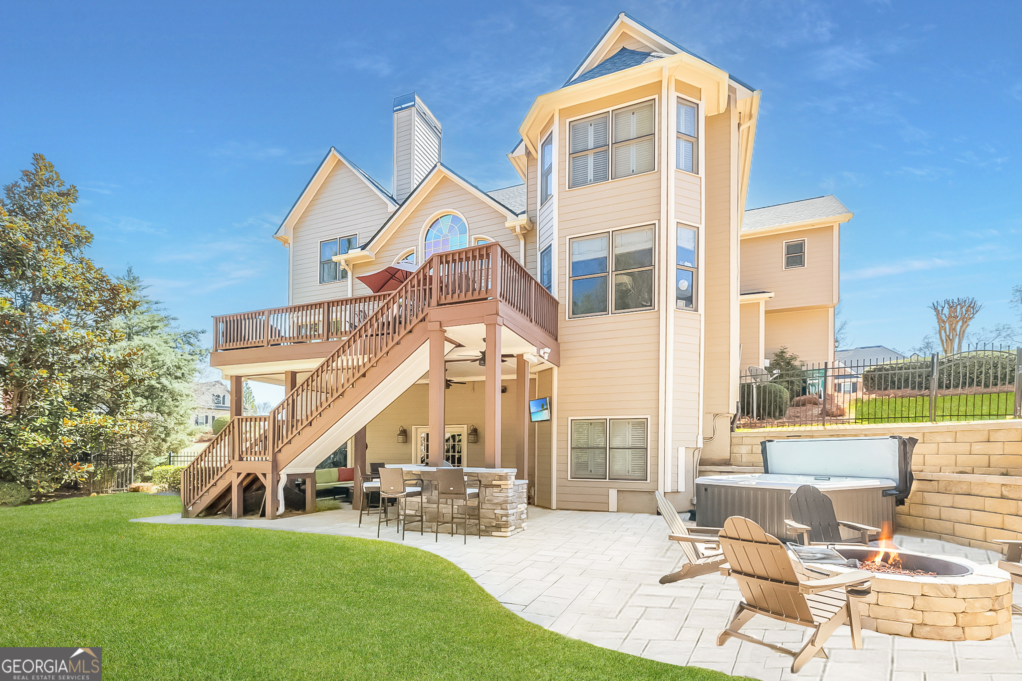 5124 Parkwood Oaks LN