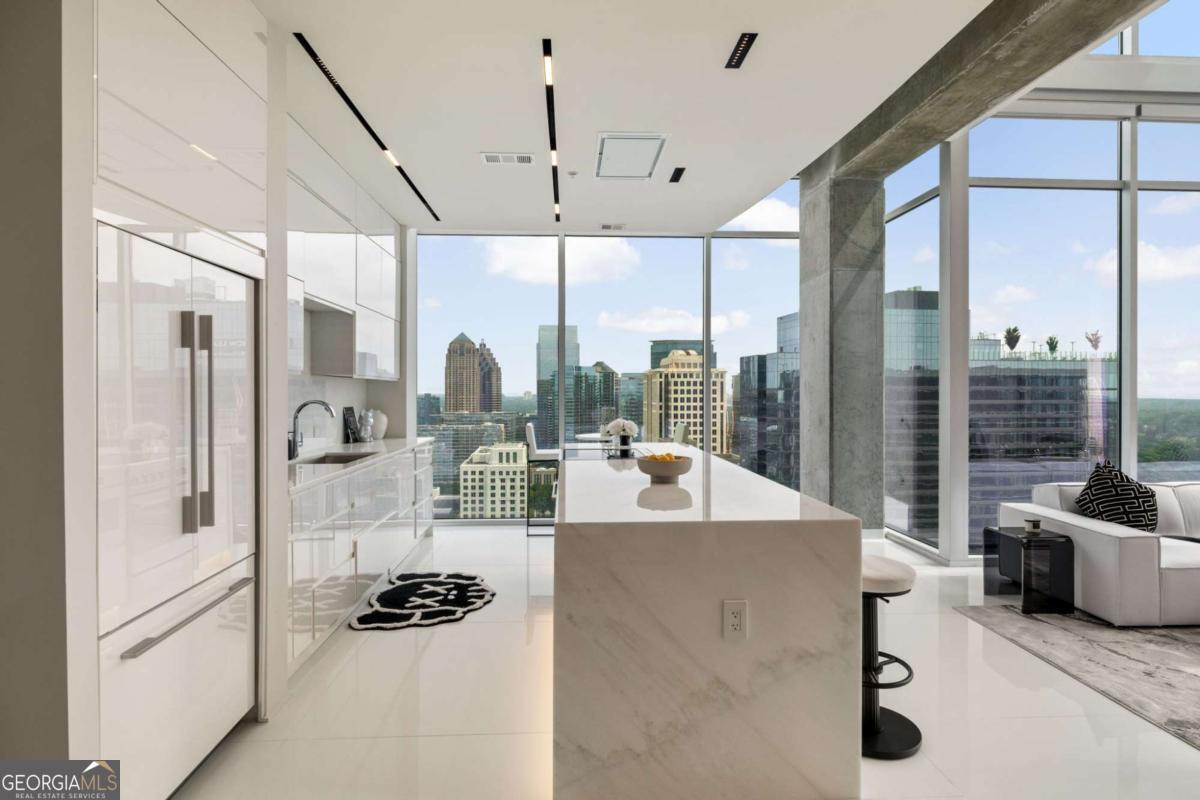 860 Peachtree ST NE 2801