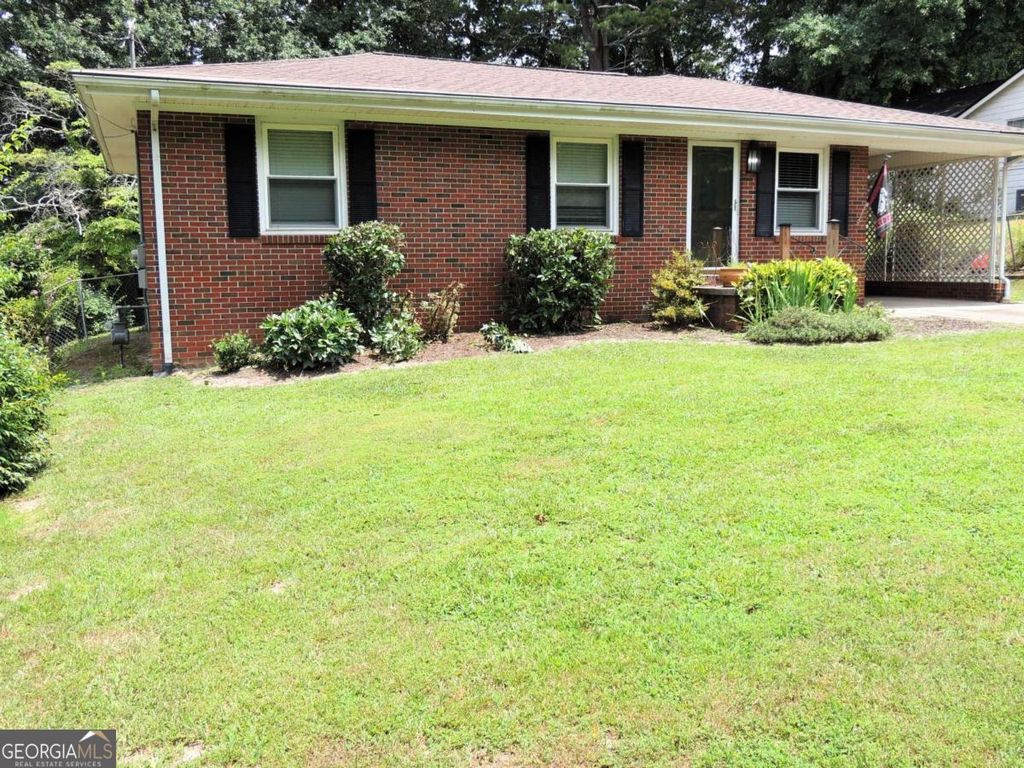 Photo of 1144 Piedmont Place, Gainesville, GA 30501 (MLS # 10803898)