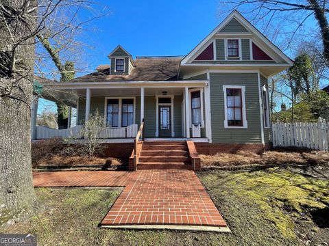 Photo of 2 Cantrell Street SW, Rome, GA 30161 (MLS # 10254061)