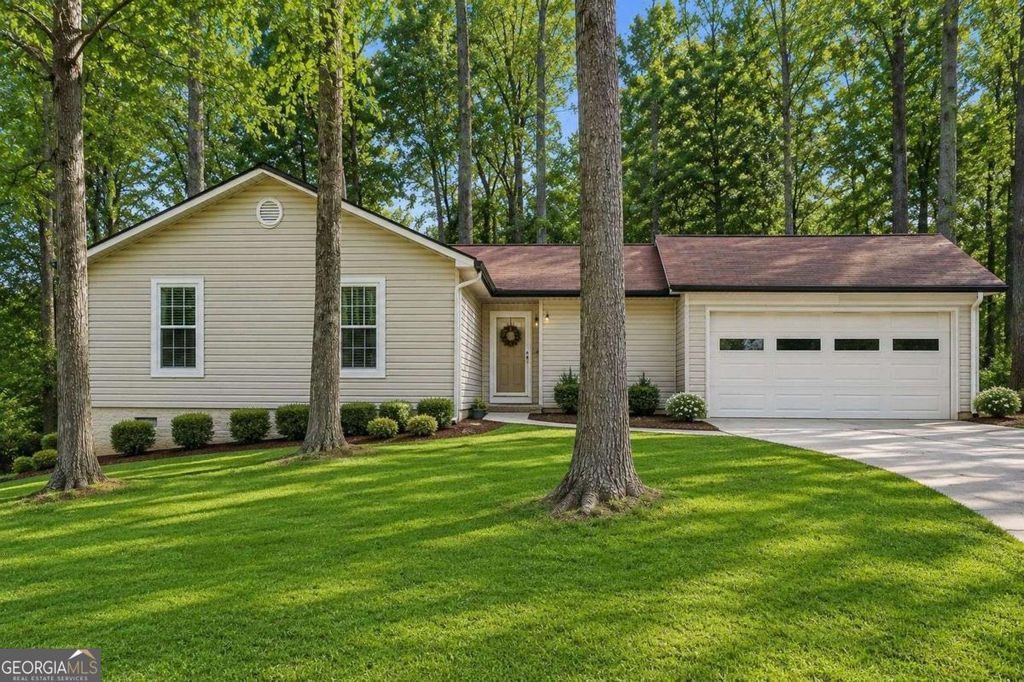 Photo of 1528 Corbin Place SW, Marietta, GA 30008 (MLS # 10769768)
