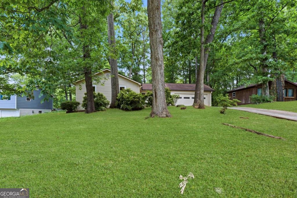 Photo of 1528 Corbin Place SW, Marietta, GA 30008 (MLS # 10769768)