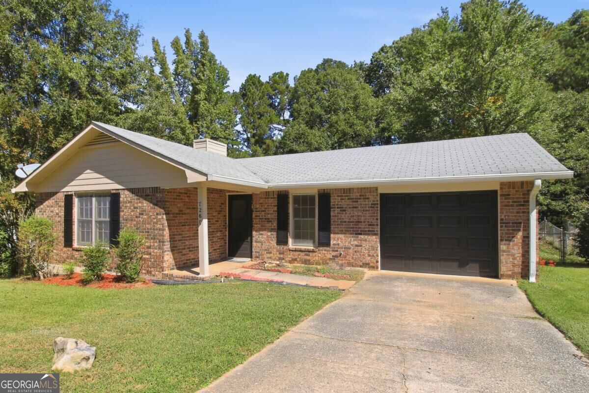 7260 Fernwood DR
