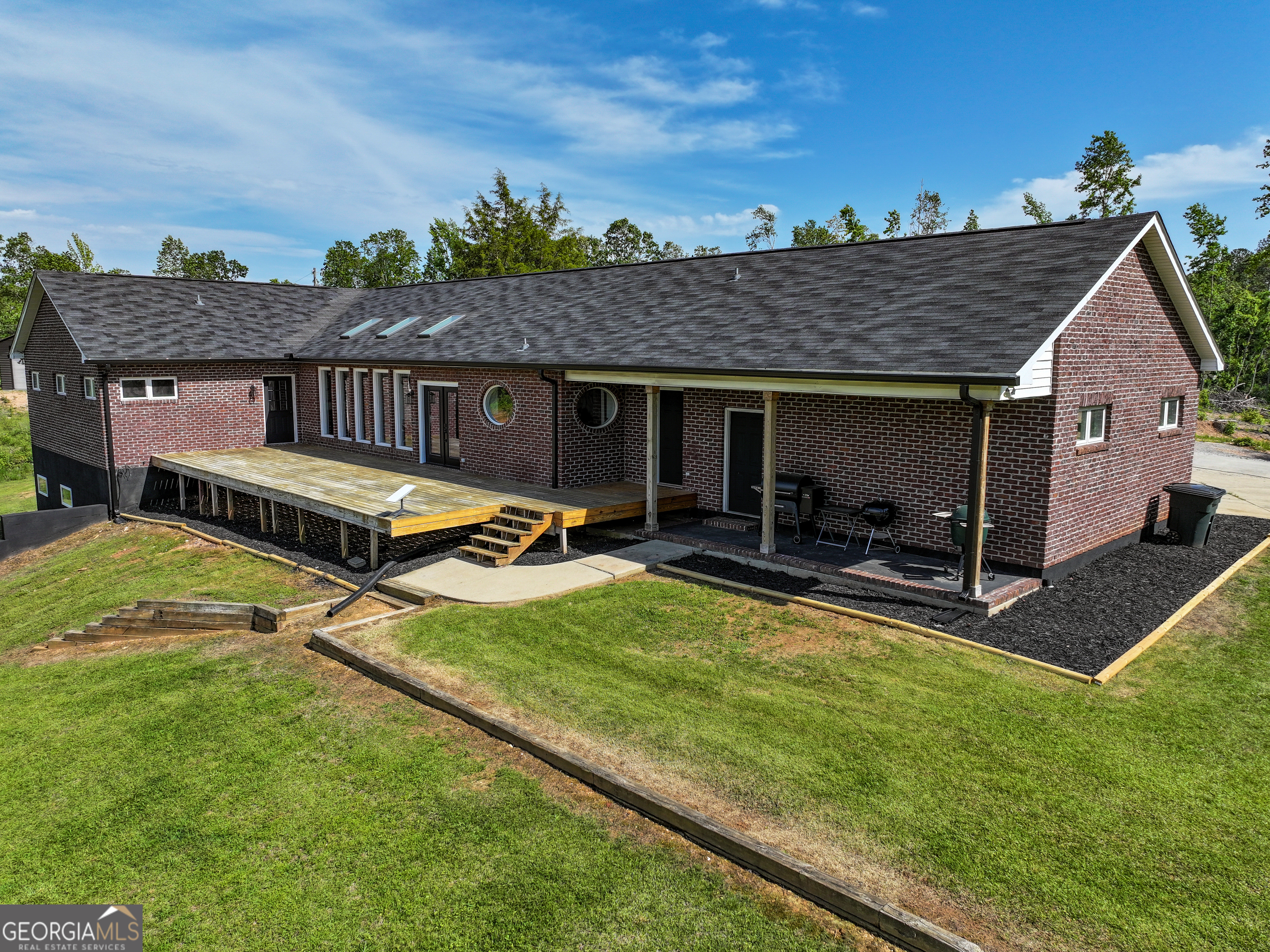 134 Roy Dean RD