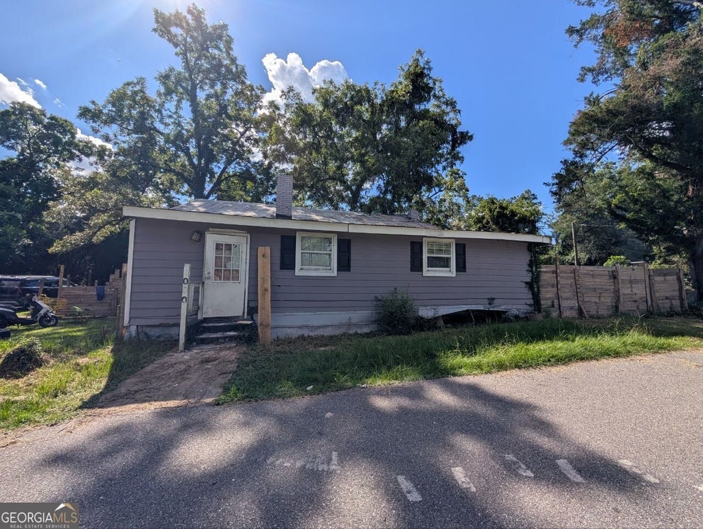 Photo of 1000 James Street, Bainbridge, GA 39817 (MLS # 10846835)