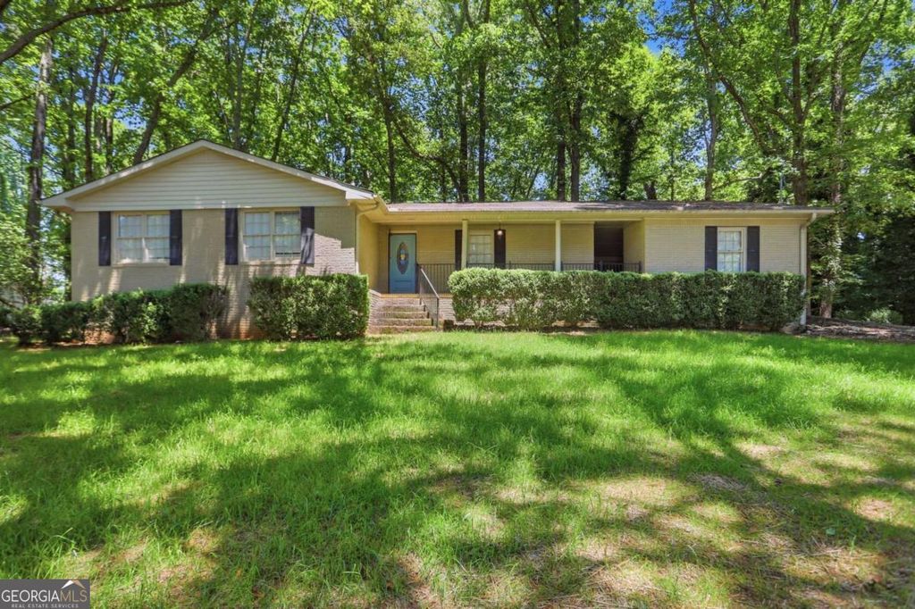 Photo of 3082 Lake Ranch Drive, Gainesville, GA 30506 (MLS # 10764631)