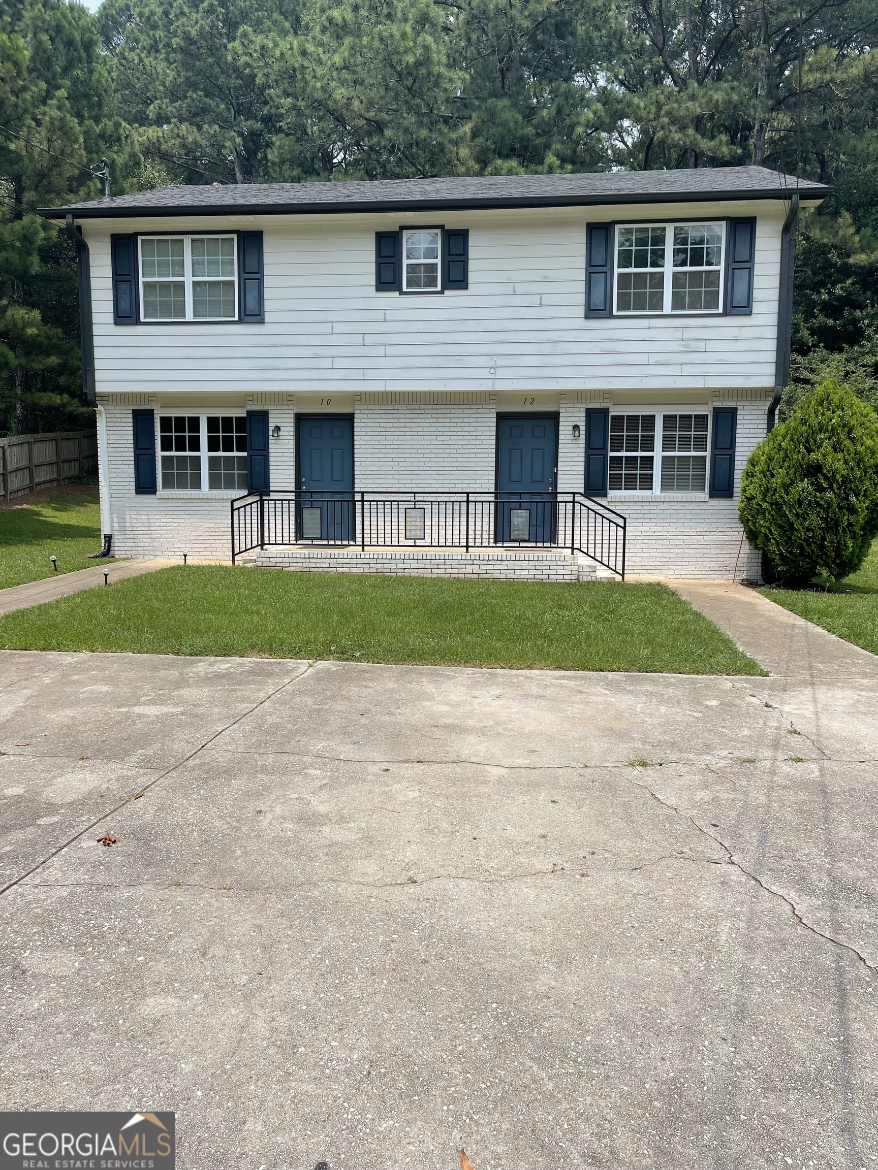 Photo 1 of 17 — 12 Ezzard ST, Lawrenceville, GA 30046