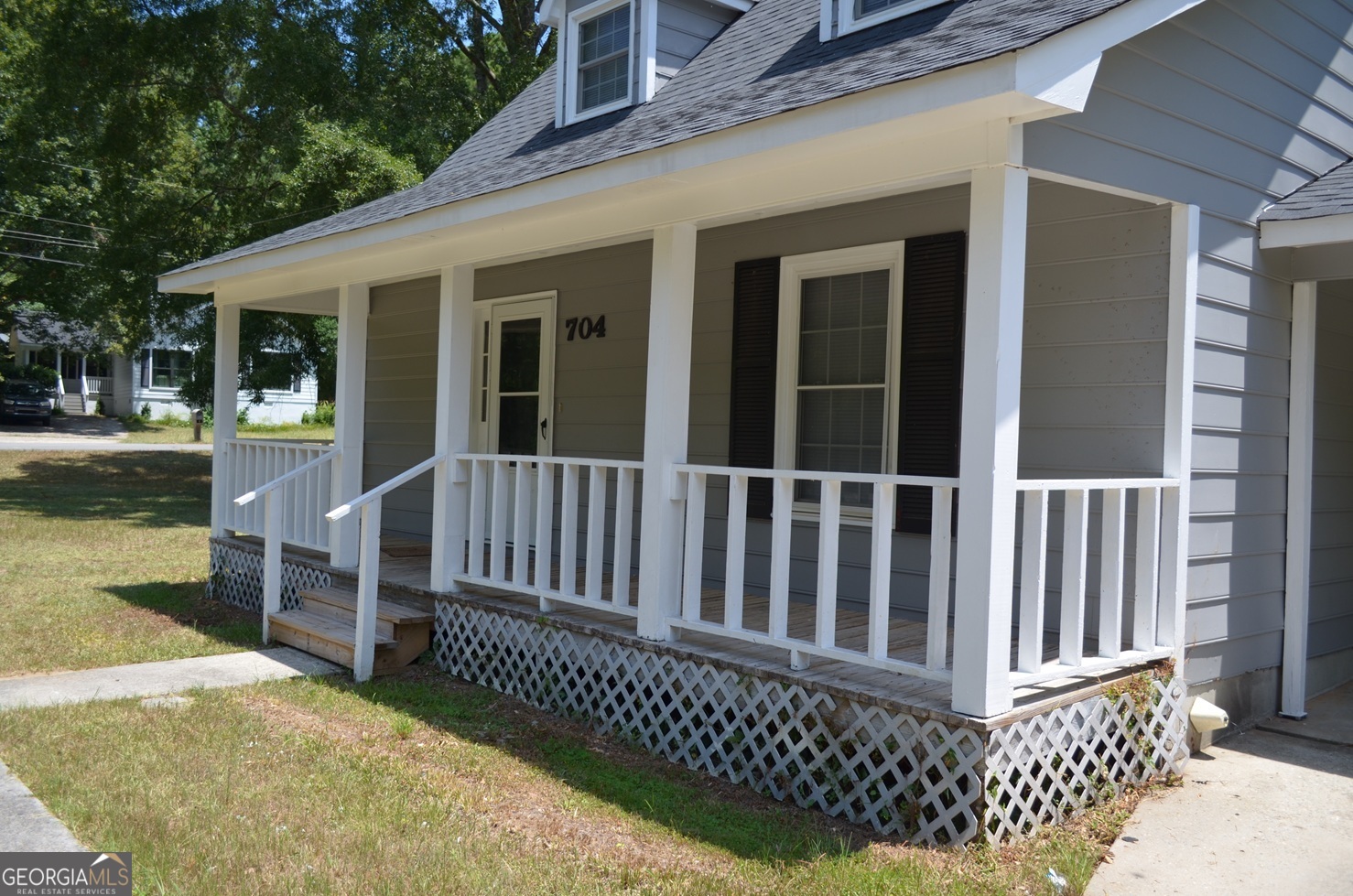 704 Maid Marion LN