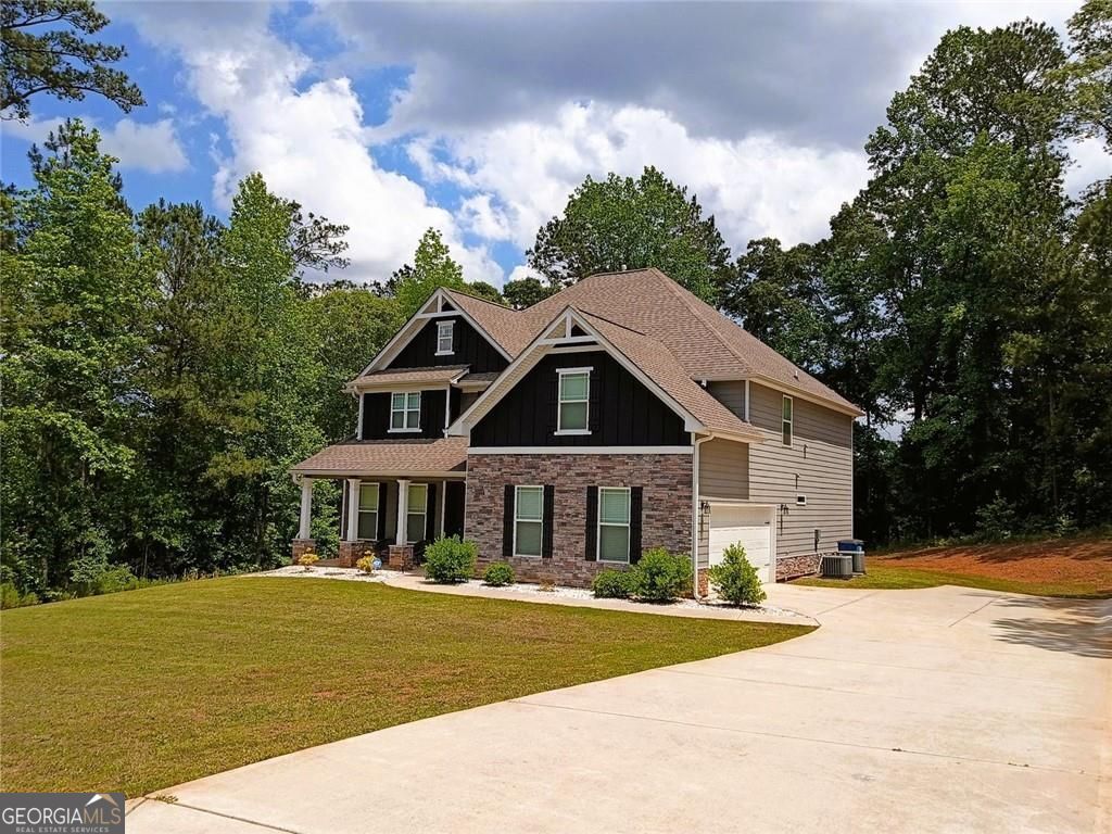 807 Ridgeview CT