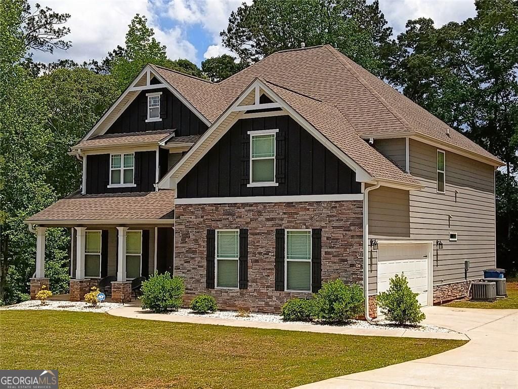 807 Ridgeview CT