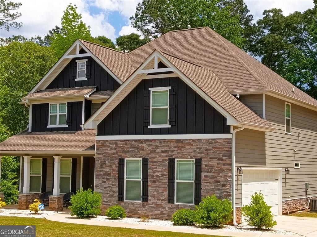 807 Ridgeview CT