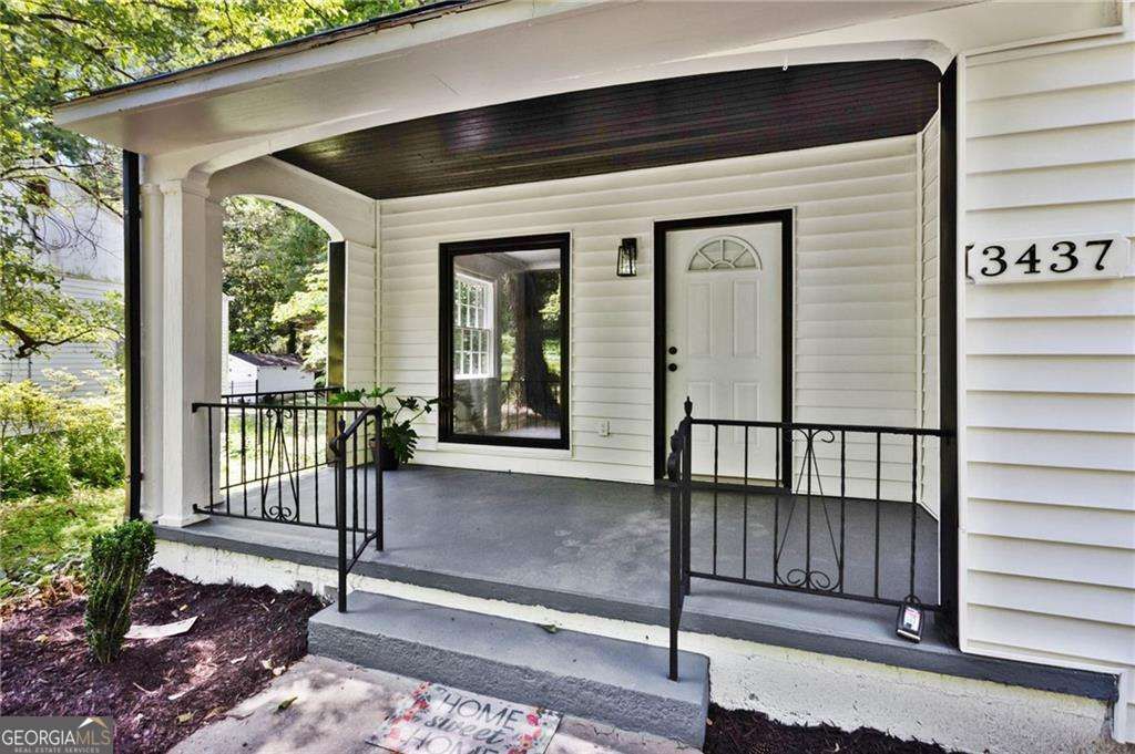 Photo of 3437 Harris Drive, Atlanta, GA 30337 (MLS # 10631413)