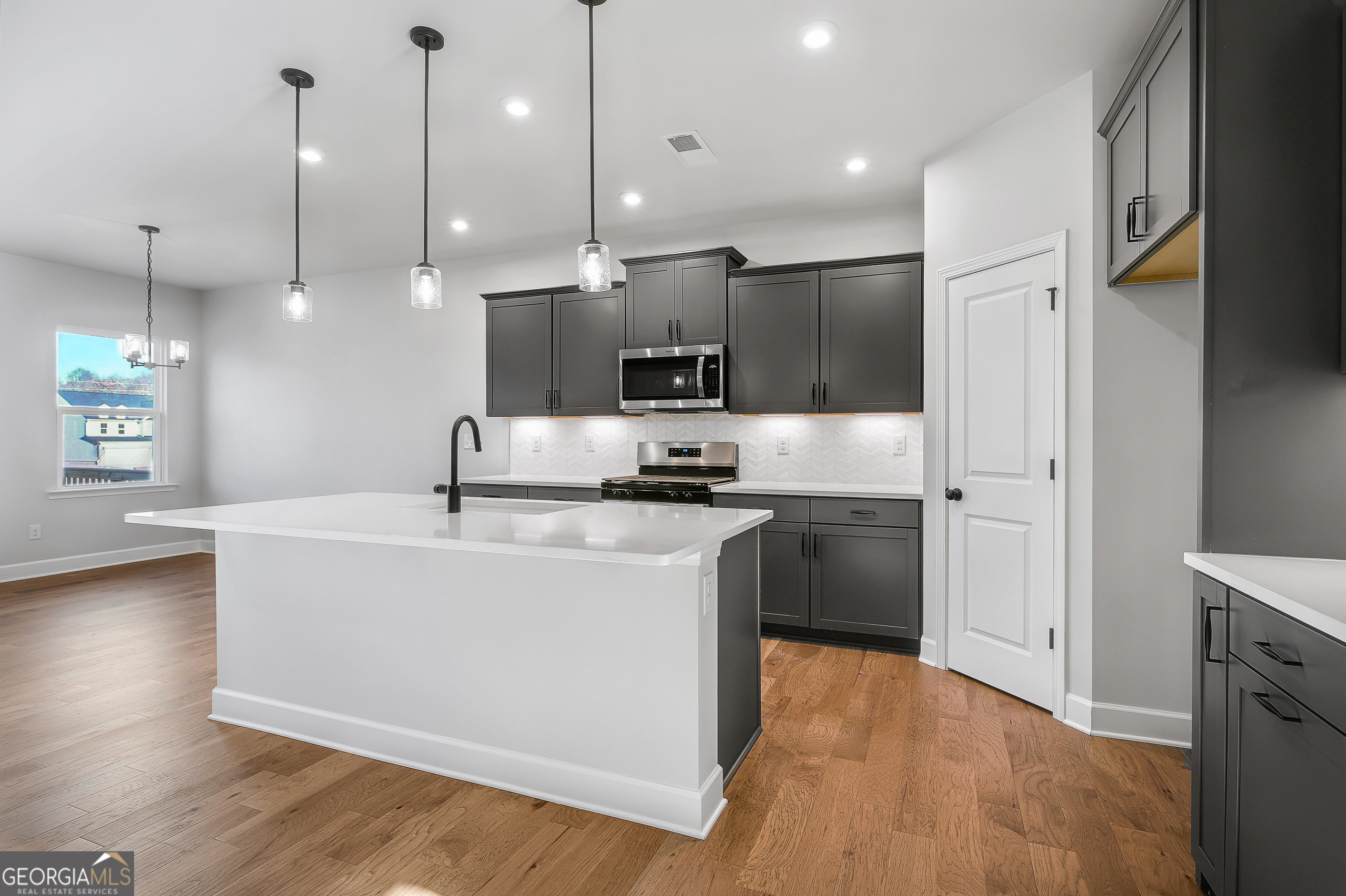 7620 Tucker Lane