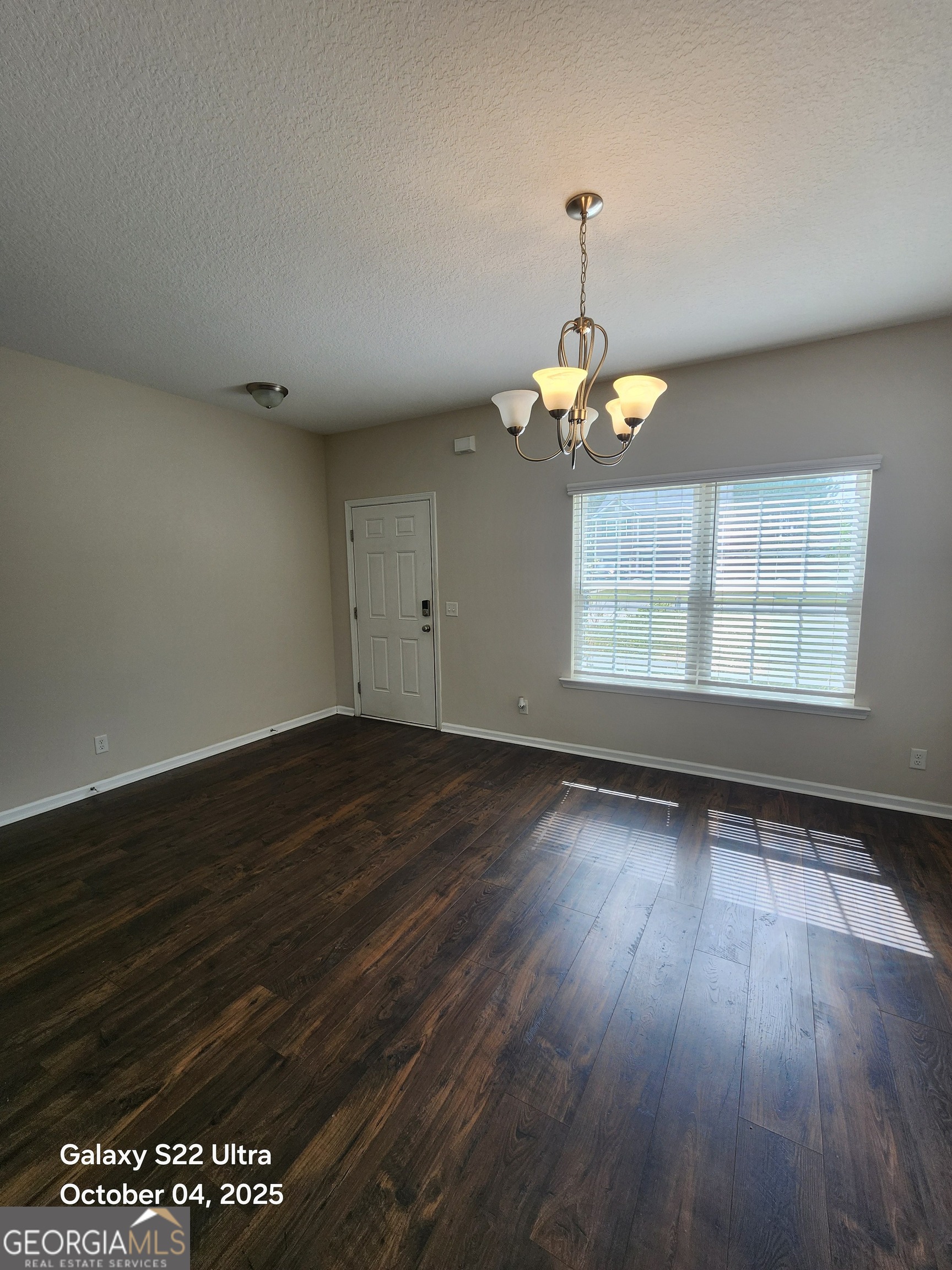 29 NE Covey LN