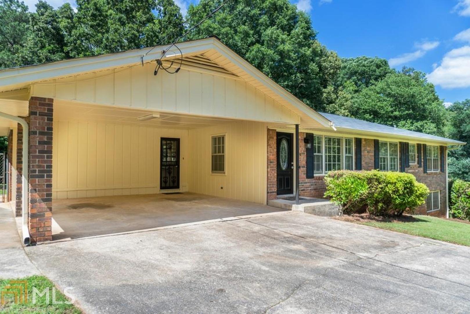 Fully-renovated 4-sided brick home in the sought-after Alexander High School district!*This raised ranch offers 3 spacious Bedrooms with all new paint and upgraded flooring*Beautifully-renovated kitchen features granite countertops, subway tile backsplash, upgraded cabinets and stainless steel appliances*Screened in back patio overlooks the large, fenced-in yard*NEW HVAC & Water Heater*The full, Unfinished basement includes a boat door and has so much additional storage*Home is conveniently located close to shopping centers, restaurants and more!