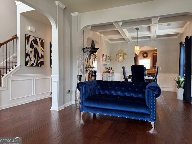 558 Hideaway DR