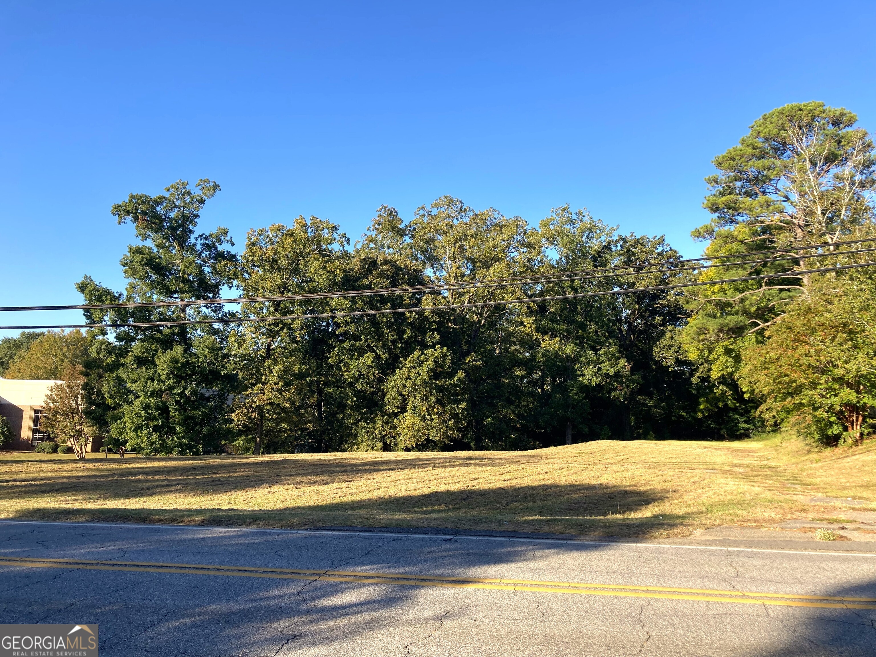 6817 Whitesville
