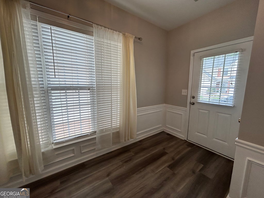 Photo of 226 Regent Square, Woodstock, GA 30188 (MLS # 10815798)