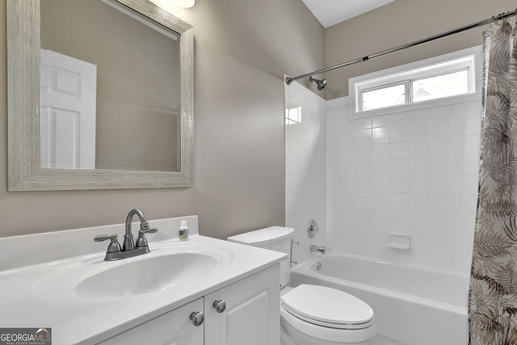 Canton, Georgia 30114, United States, 3 Bedrooms Bedrooms, ,2 BathroomsBathrooms,Residential,Active,167666