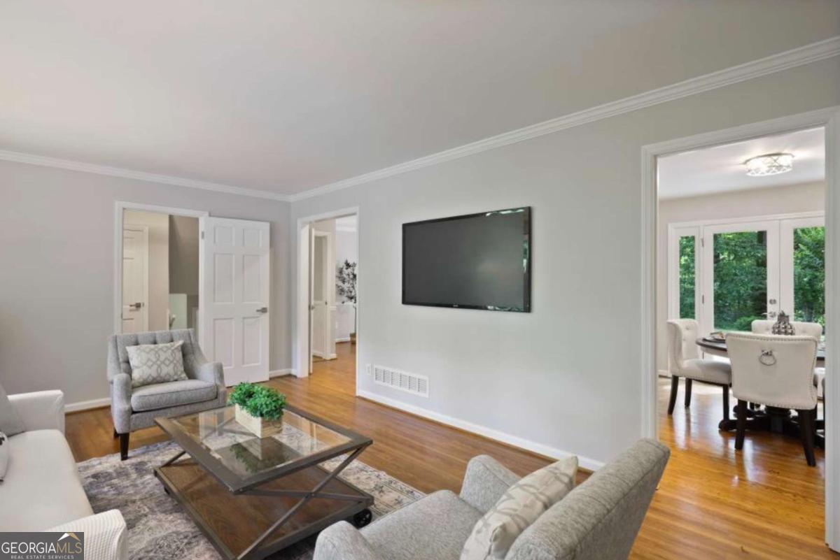 225 River Springs DR