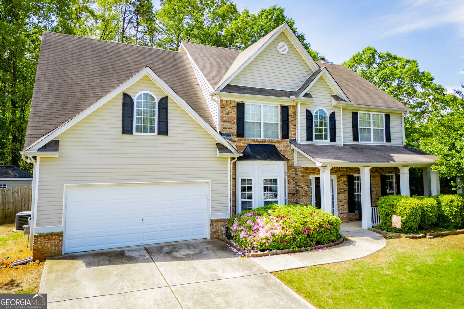 210 Creekside Overlook