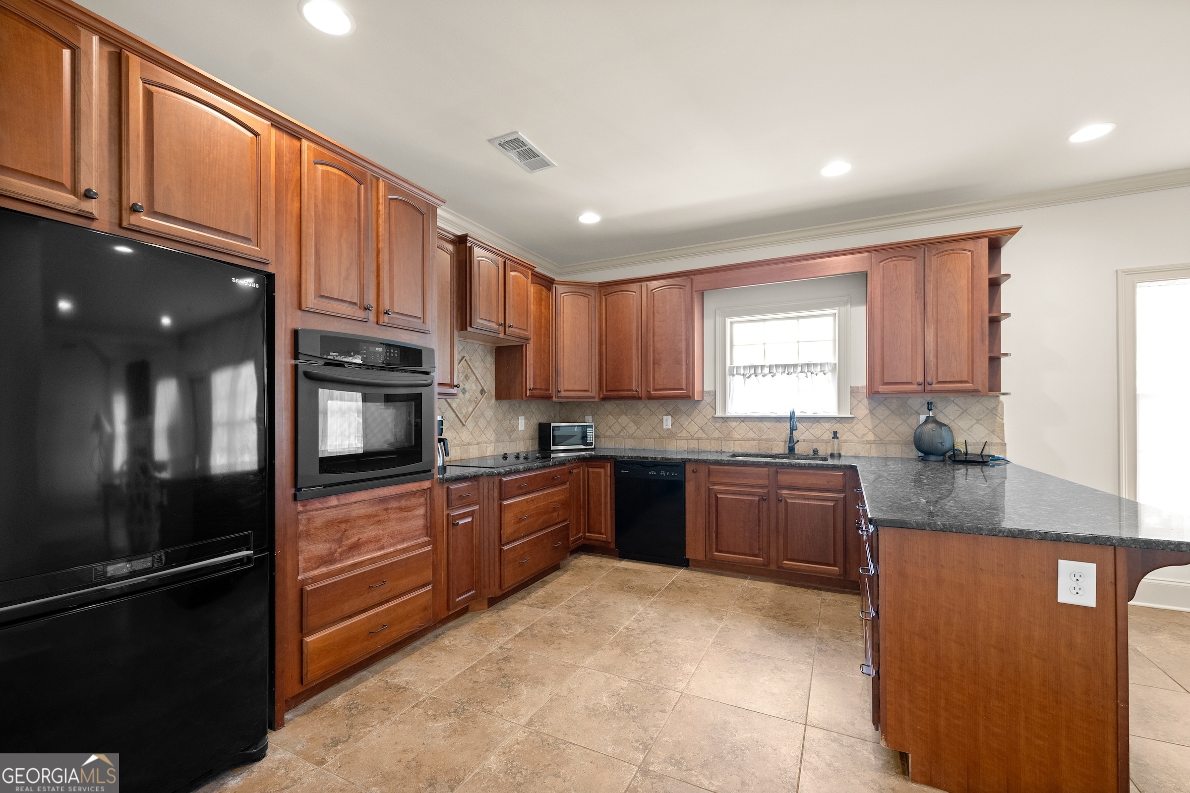 Cleveland, Georgia 30528, United States, 4 Bedrooms Bedrooms, ,3 BathroomsBathrooms,Residential,Active,18094