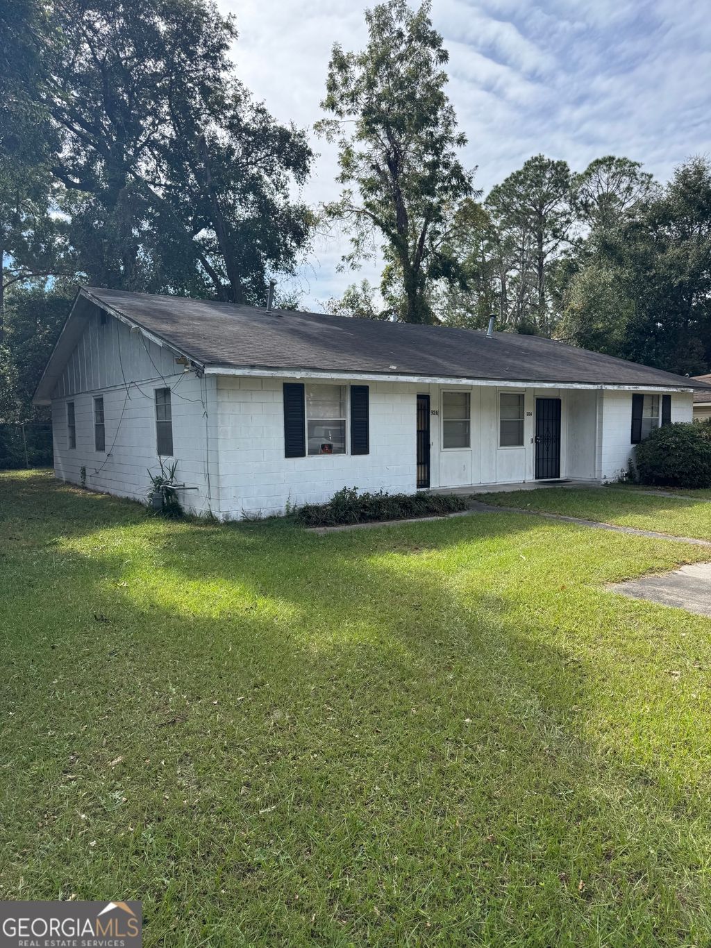 Photo of 924 Highsmith Street, Waycross, GA 31501 (MLS # 10637648)