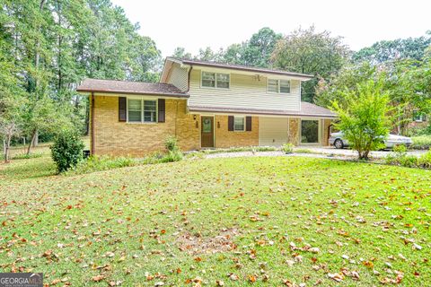 A home in Lilburn