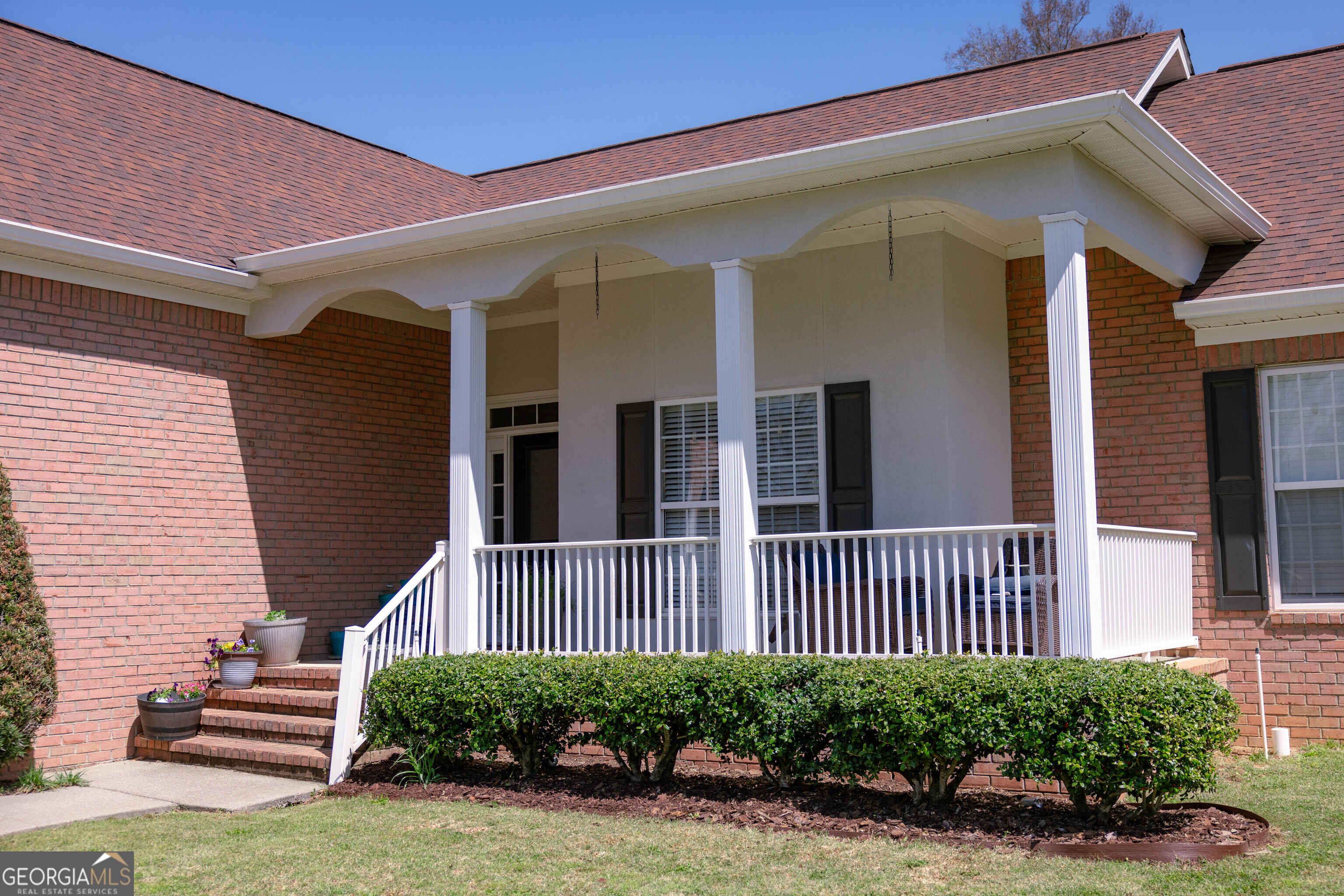 304 Farmington DR W