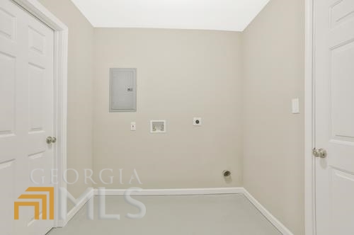 Eastdale Sub Sec II - Residential Lease